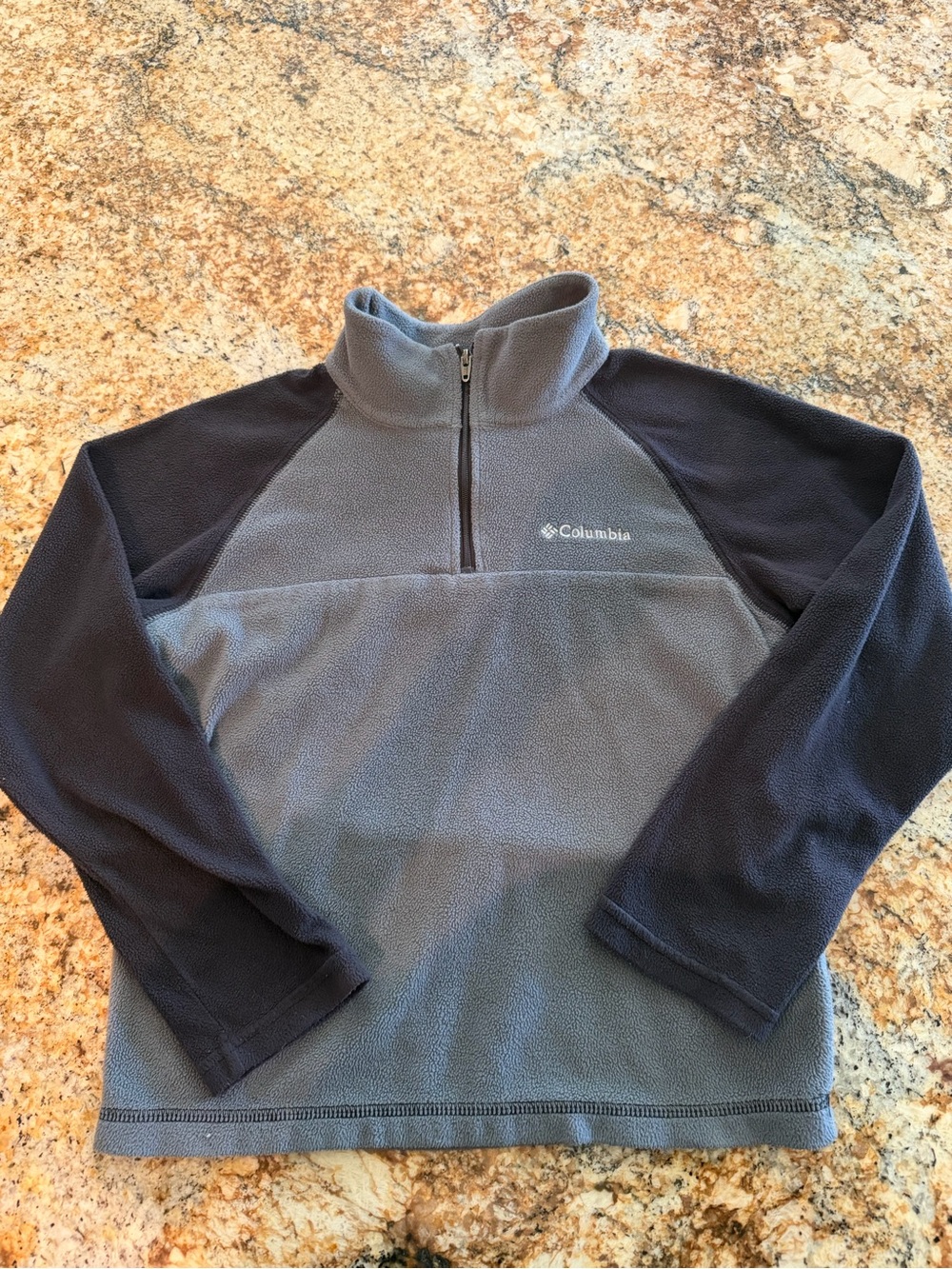 Columbia Gray and Black Half-Zip Fleece Pullover